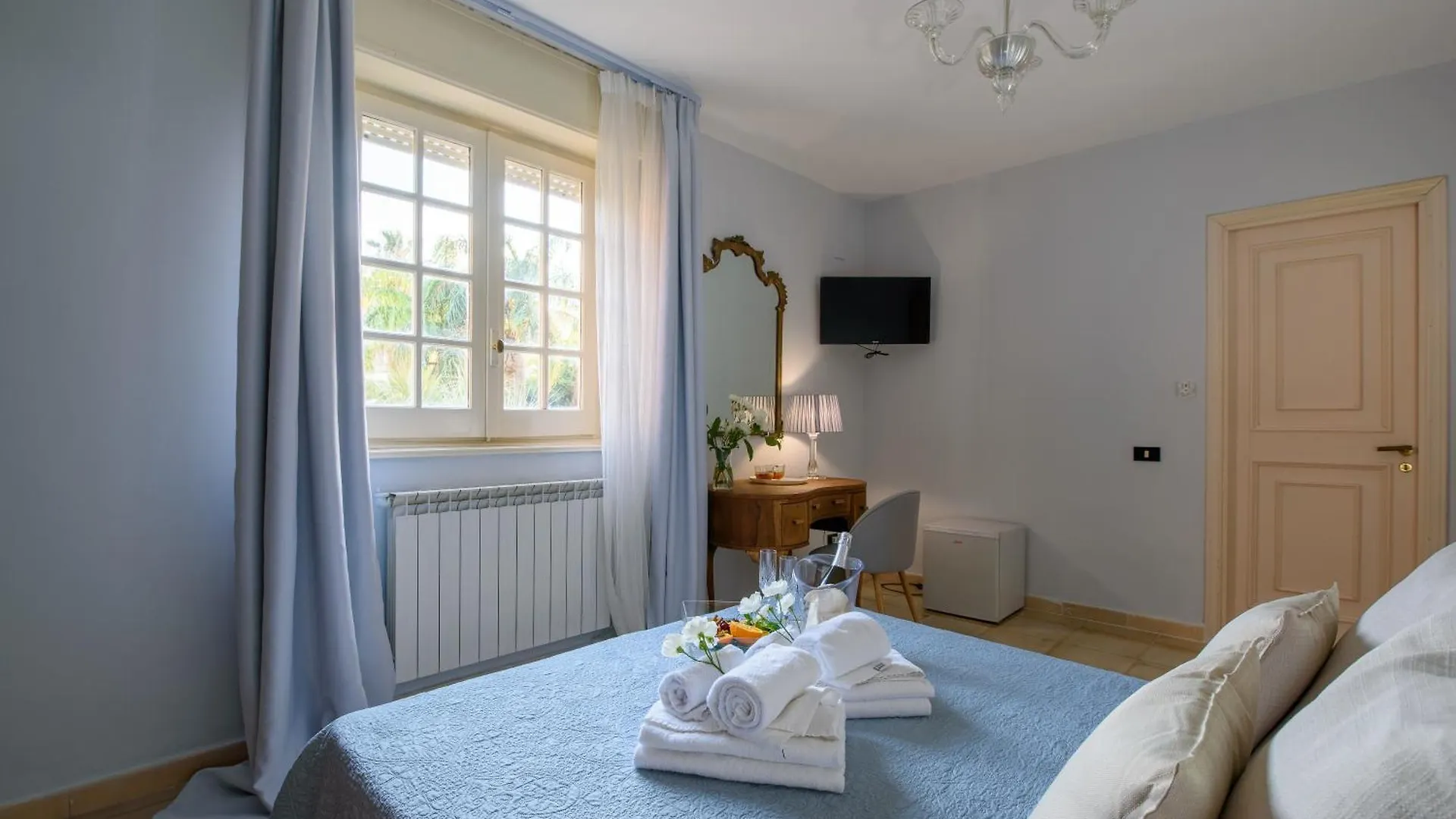 Nocleg ze śniadaniem Villa Megna - Green Paradise B&B Palermo